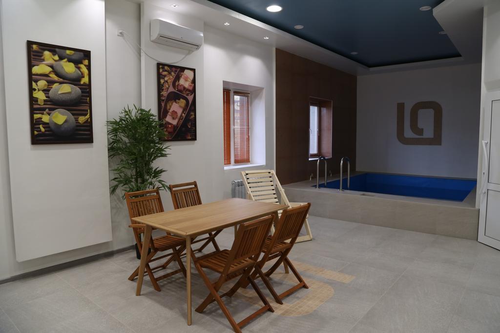 Lacasa Hotel Atyraū Zewnętrze zdjęcie