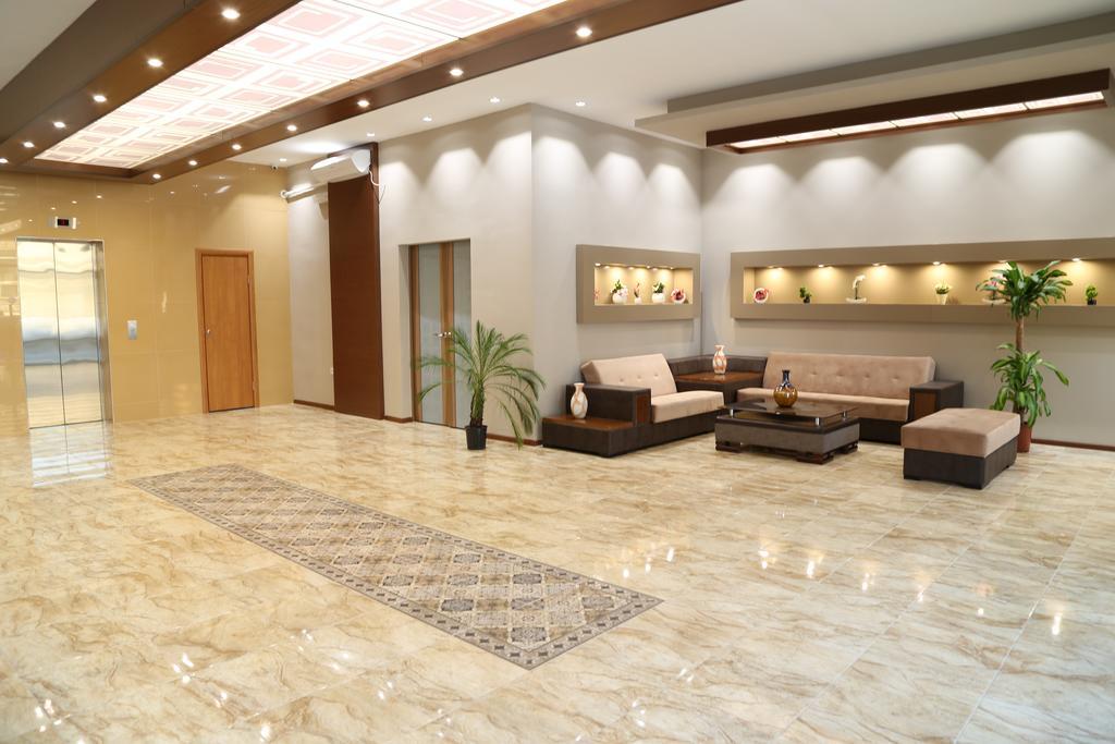 Lacasa Hotel Atyraū Zewnętrze zdjęcie