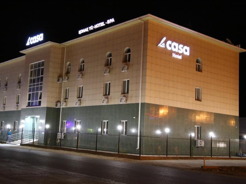 Lacasa Hotel Atyraū Zewnętrze zdjęcie