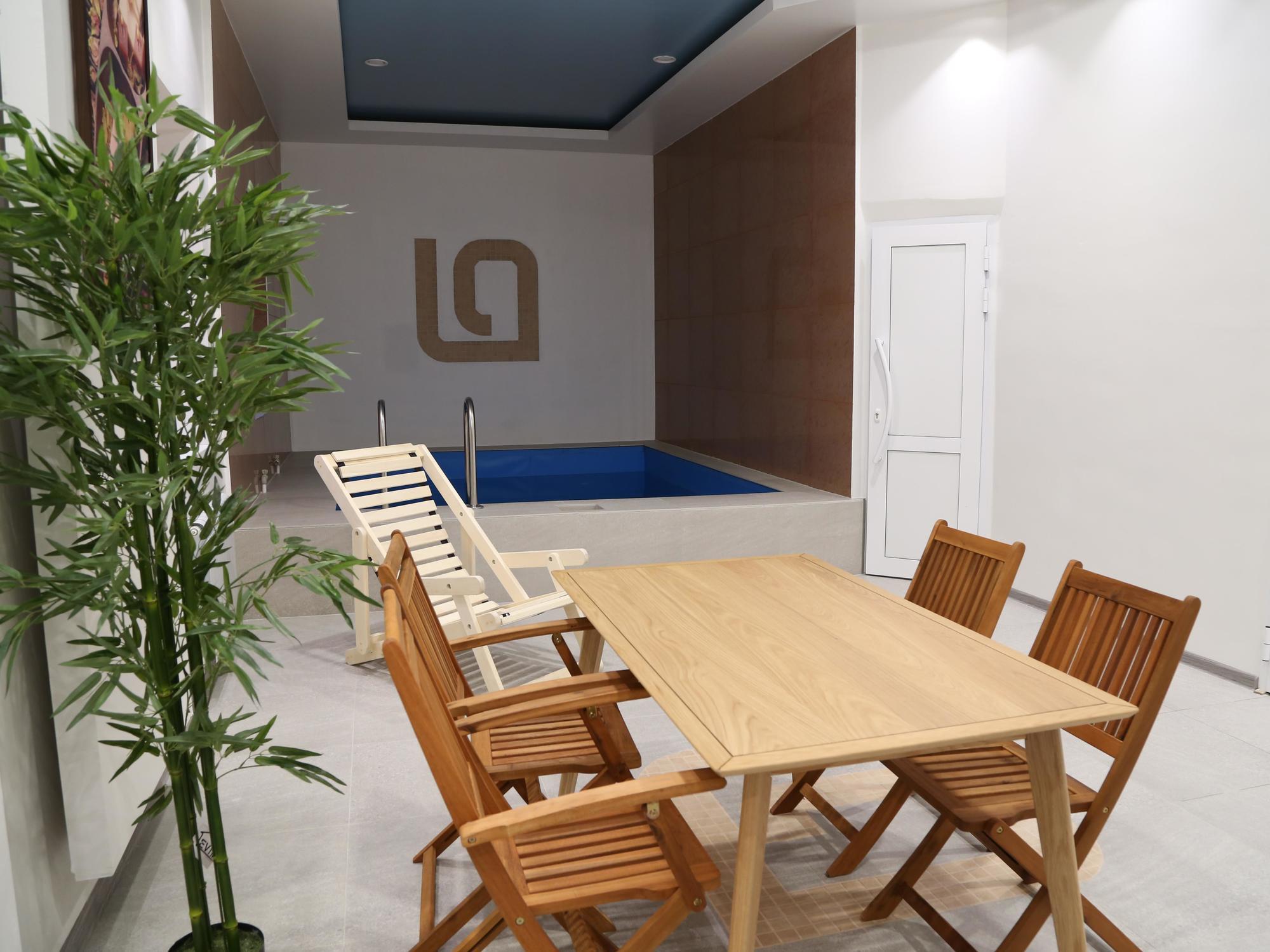 Lacasa Hotel Atyraū Zewnętrze zdjęcie